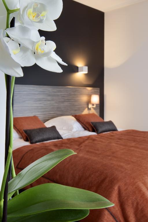 Park Hotel Montreal Mechelen Oda fotoğraf