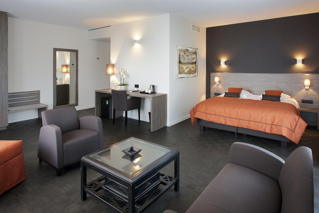 Park Hotel Montreal Mechelen Oda fotoğraf