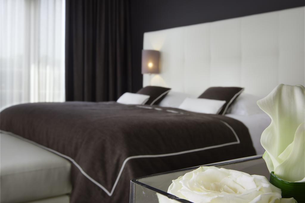 Park Hotel Montreal Mechelen Oda fotoğraf